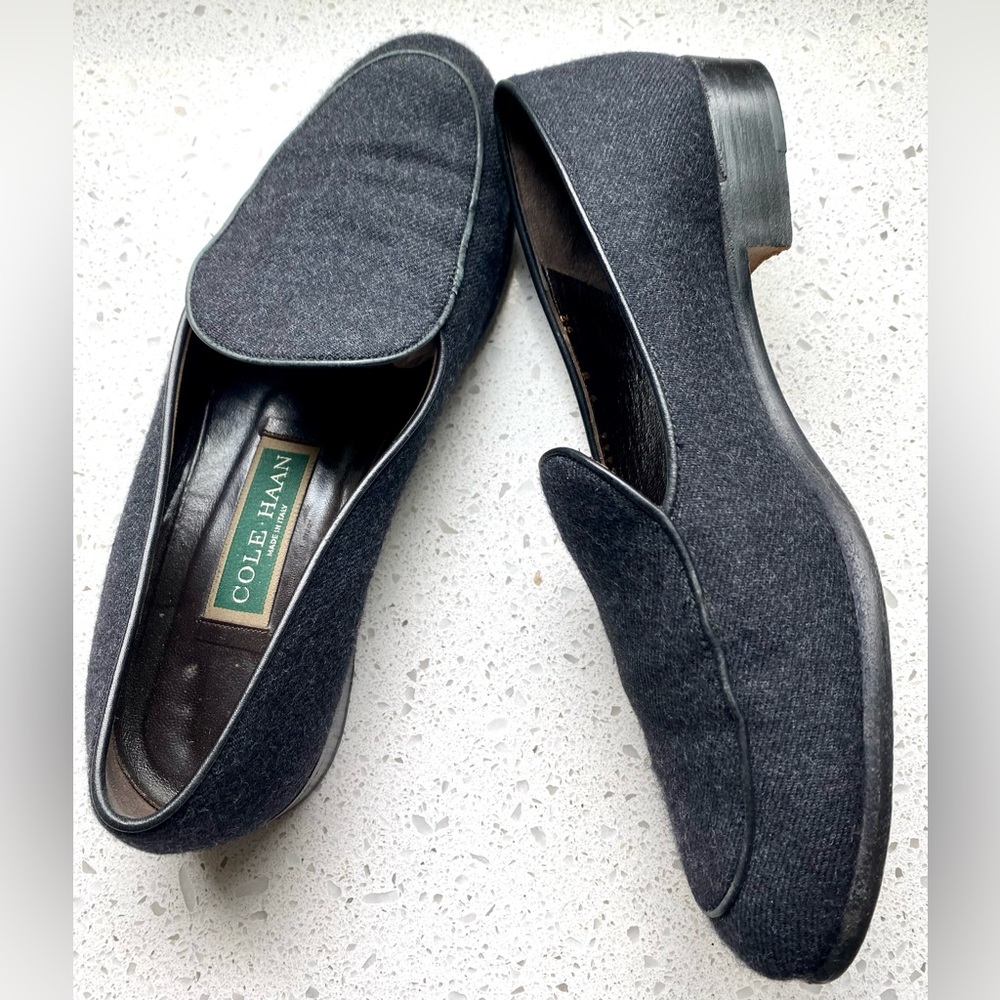 Cole Haan Dark Grey Wool/Leather Loafer, Size 9